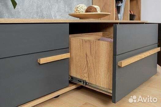 Тумба для тв длинная Crown 3