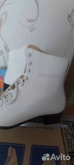 Коньки фигурные 38 размер