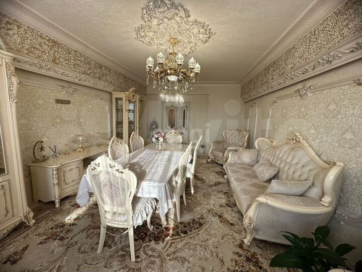 3-к. квартира, 116,2 м², 7/7 эт.