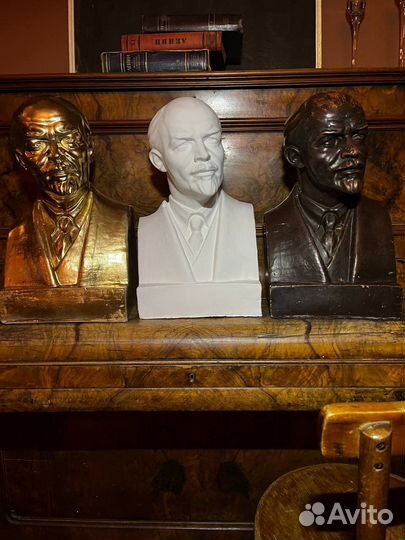 Бюст Ленина