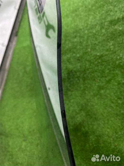 Стекло двери левое Porsche 911 991