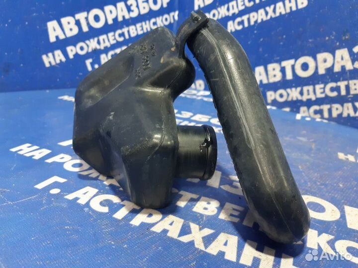 Резонатор воздушного фильтра Hyundai Sonata 4