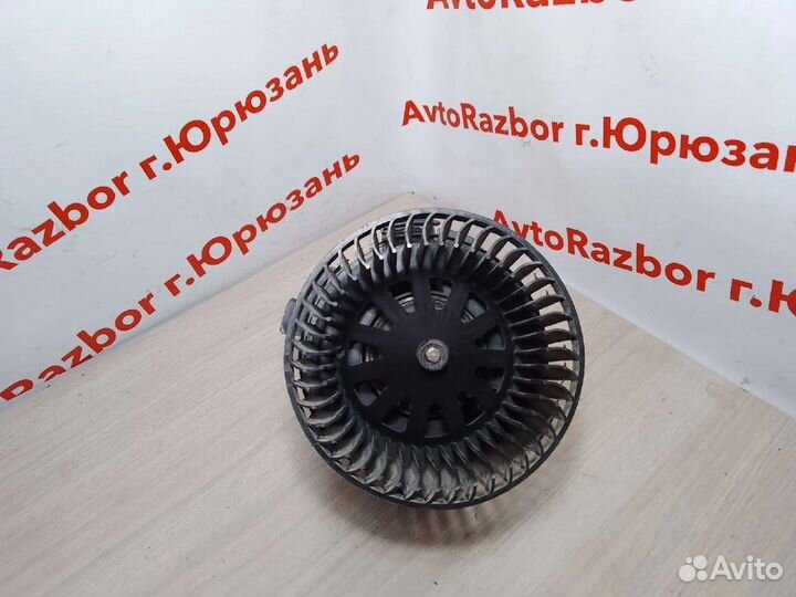 Мотор печки Peugeot 206