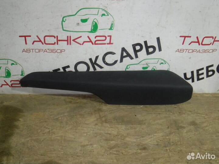 Накладка обивки двери передней левой Ssang Yong