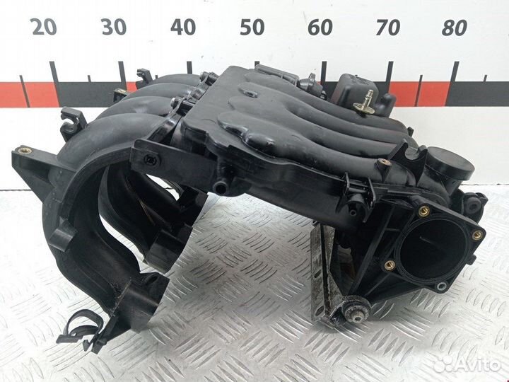 Коллектор впускной для Audi A3 8L 06A133203DR