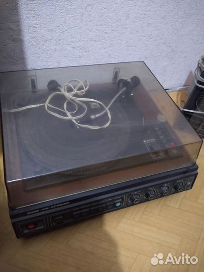 Проигрыватель пластинок СССР