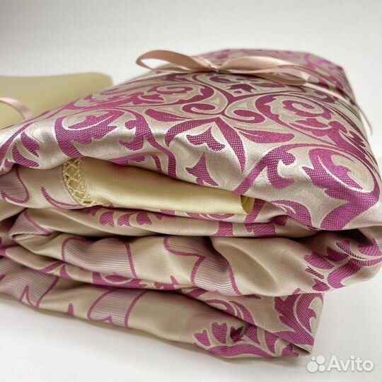 Комплект постельного белья шёлковый 28 мм
