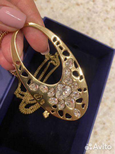 Swarovski колье