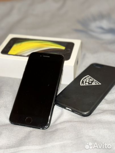 iPhone SE (2020), 128 ГБ