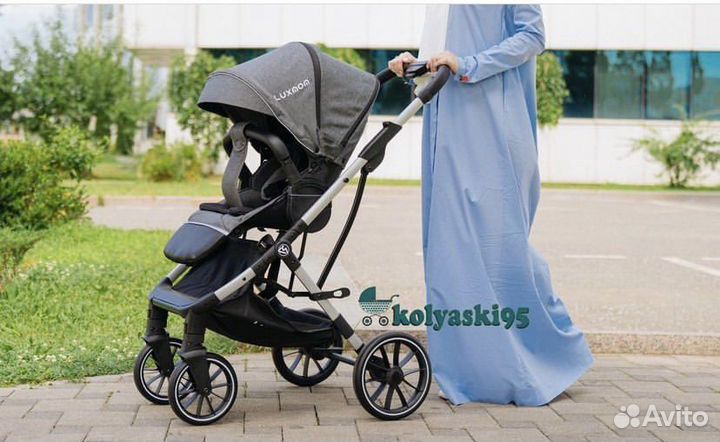 Прогулочная коляска luxmom