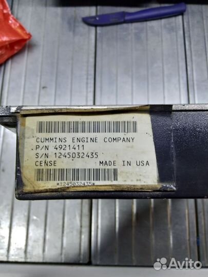 Блок управления двигателем (ECM) 4921411Cummins