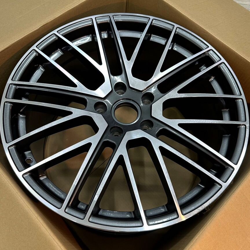 Литые диски Stuttgart 9.5×R21 5×130