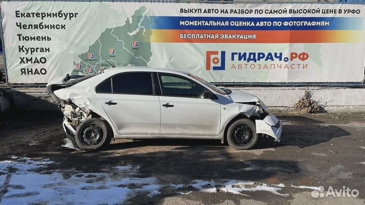 Сигнал звуковой Skoda Rapid (NH3). Дефект