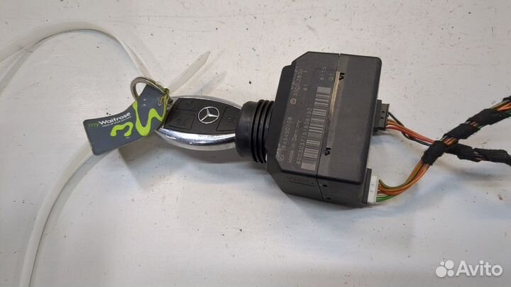Замок зажигания Mercedes ML W164