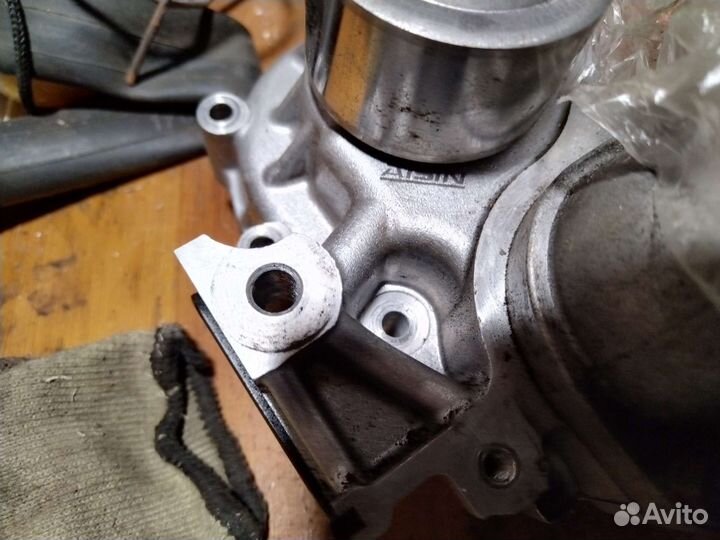 Водяная помпа subaru