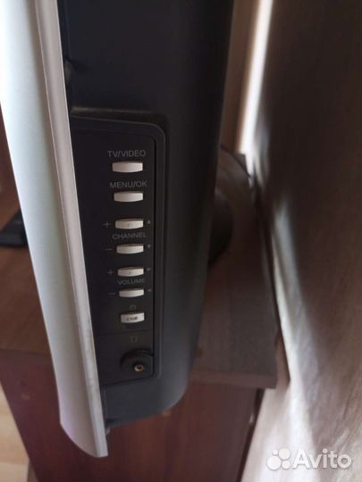 Продам телевизор