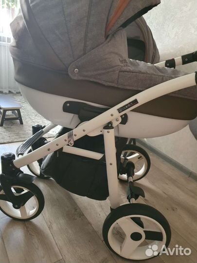 Коляска Coletto.Aвтолюлька