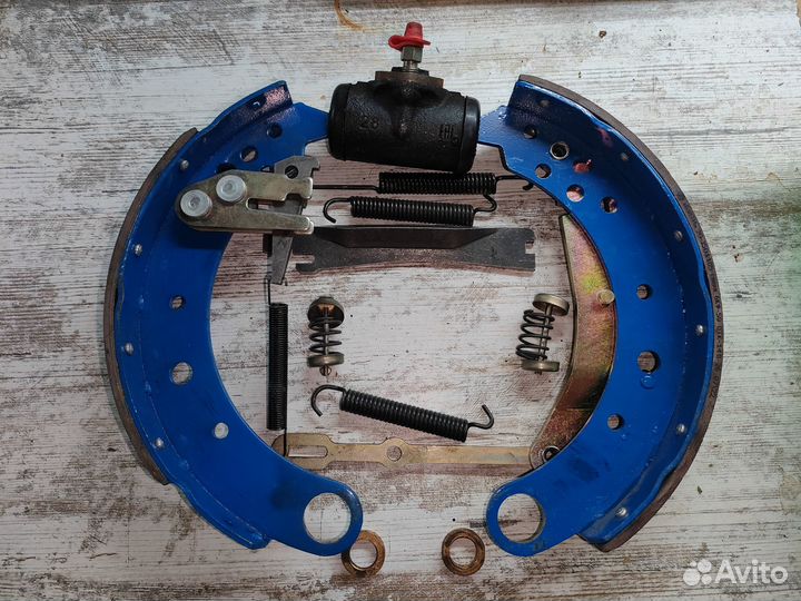 Тормозной барабан УАЗ Патр,цилинтр,колодки,пружины