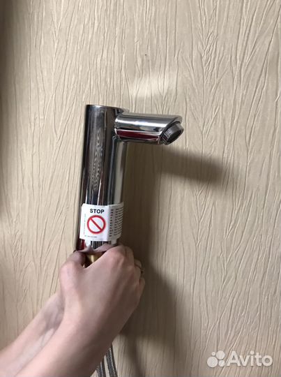 Смеситель для раковины Hansgrohe инфракрасная элек