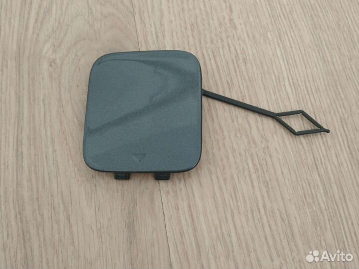 Заглушка буксировочного крюка BMW G20