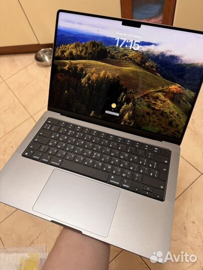 Macbook pro 14 m1pro 32GB 1TB