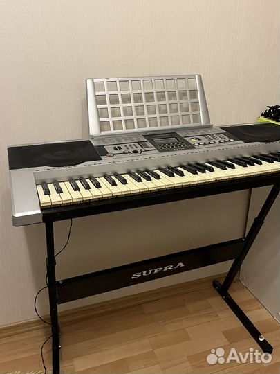 Синтезатор Supra SKB-610S