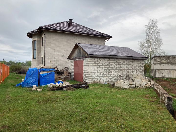 Дом 174,3 м² на участке 15 сот.