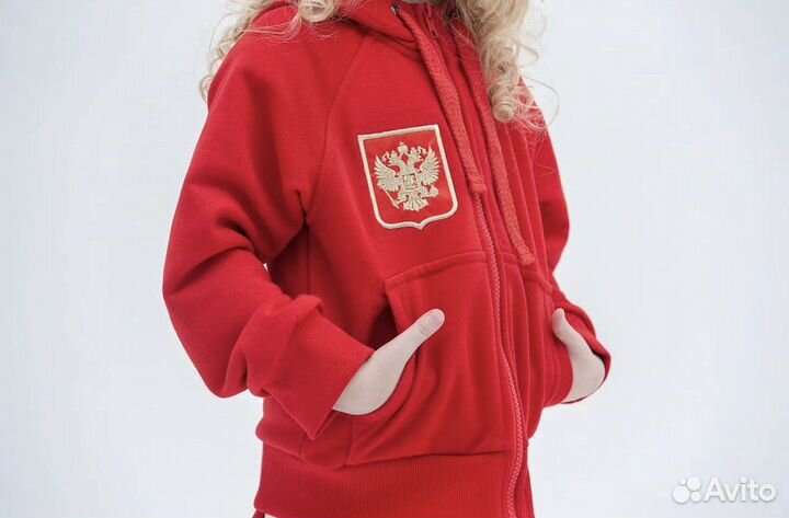 Пошив спортивных костюмов, швейный цех