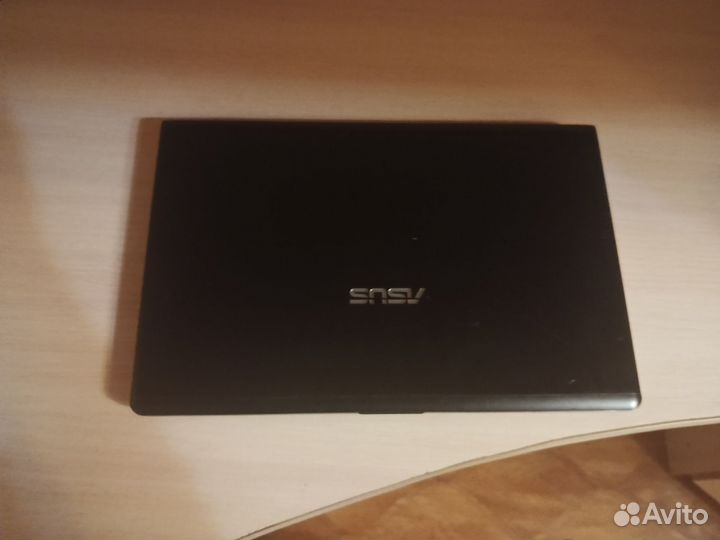 Ноутбук asus