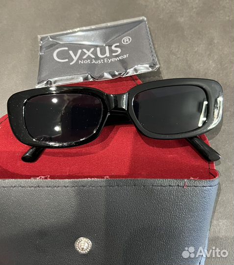 Солнцезащитные очки