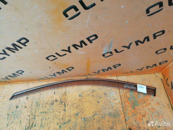 Ветровик передний левый Toyota Camry ACV40 2AZ-FE