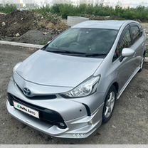 Toyota Prius Alpha 1.8 CVT, 2017, 123 000 км, с пробегом, цена 1 750 000 руб.