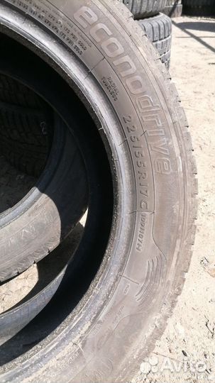 Dunlop EconoDrive 225/55 R17 204ZR