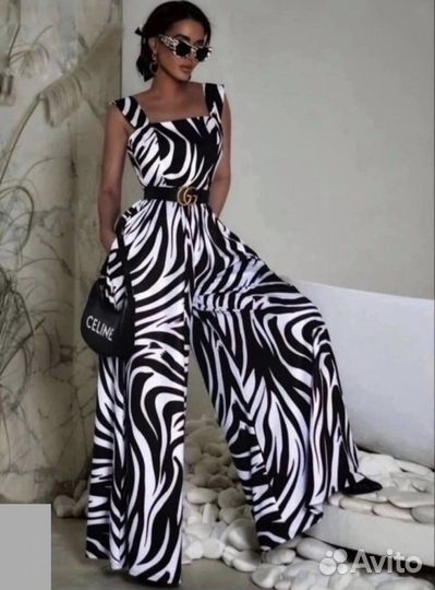 Комбинезон женский