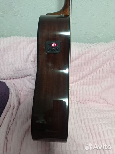 Электроакустическая гитара fender