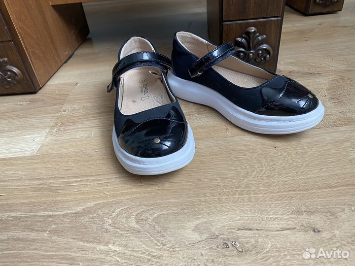 Туфли на девочку 31