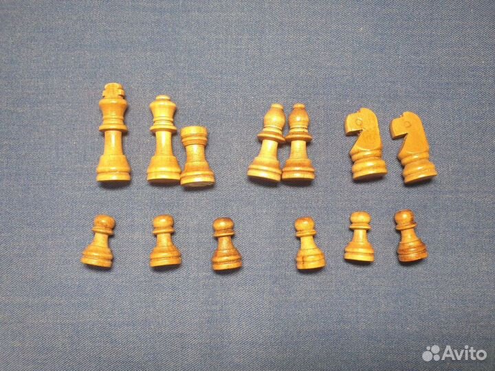 Шахматные фигуры зары маленькие