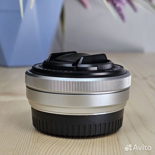 Объектив Fujifilm XF 27mm F2.8