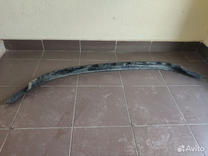 Губа переднего бампера Ford Fiesta