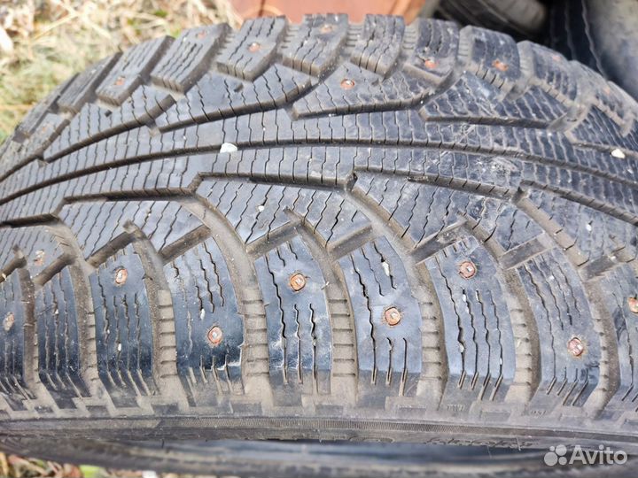 Nokian Tyres Hakkapeliitta 5 245/50 R20