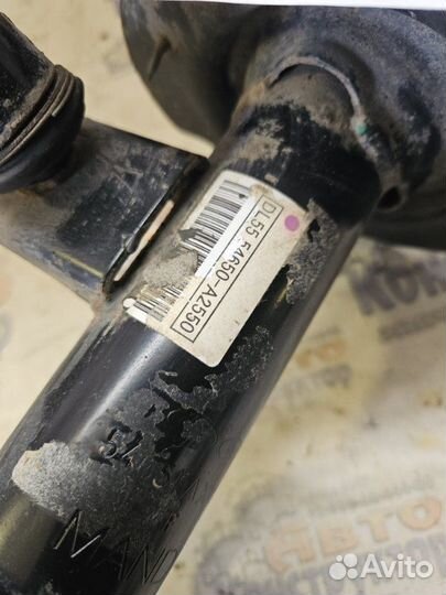 Амортизатор с пружиной передний левый Киа Cee'd Jd