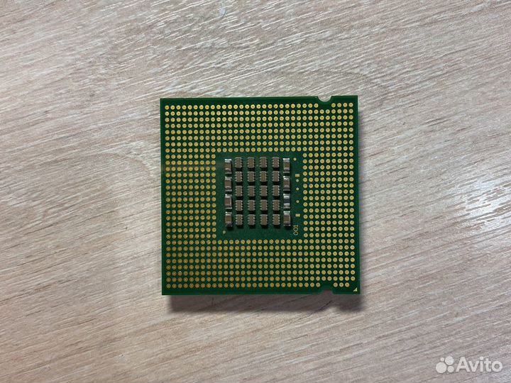 Процессор Intel Pentium D 820 / 2.8GHz / LGA775