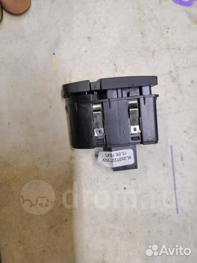 Кнопка многофункциональная Audi A6 (C6 4F) 2004-2