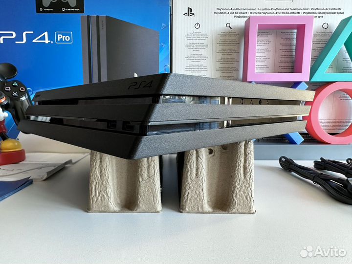 PS4 Pro 1TB отличное состояние гарантия