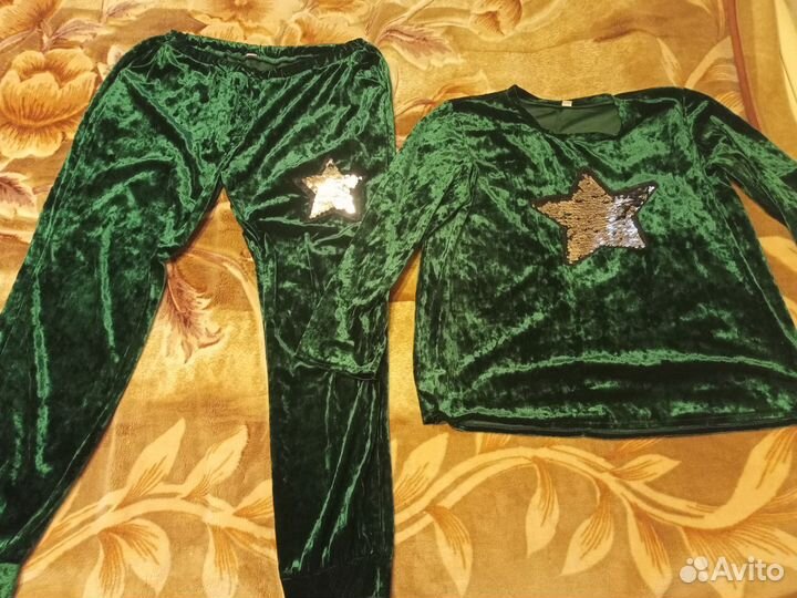 Спортивный костюм женский