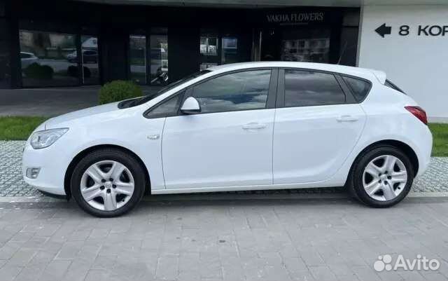 Opel Astra 1.6 AT, 2011, 108 000 км