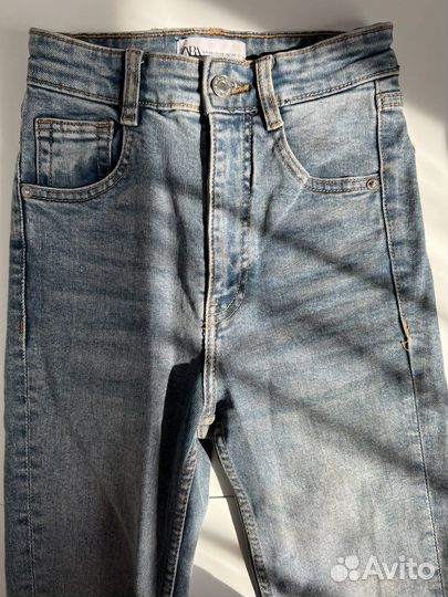 Джинсы zara