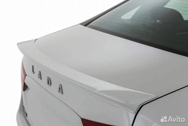 Лип Спойлер крышки багажника Vesta Ледниковый