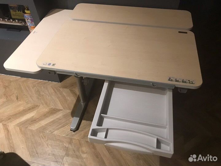 Растущая парта и стул TCT Nanotec