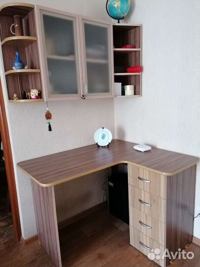 Компьютерный стол